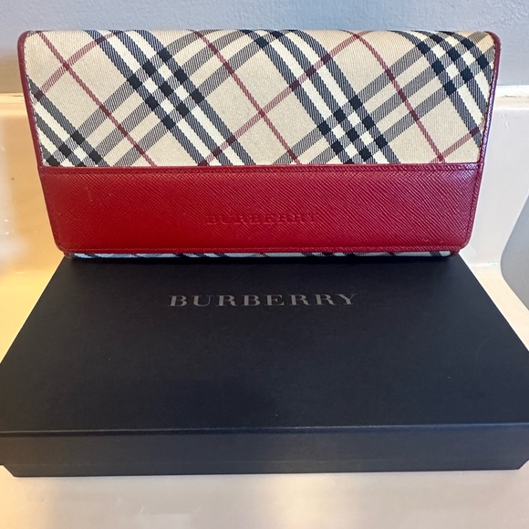 Burberry Nova Check Red Long Wallet - Picture 1 of 7